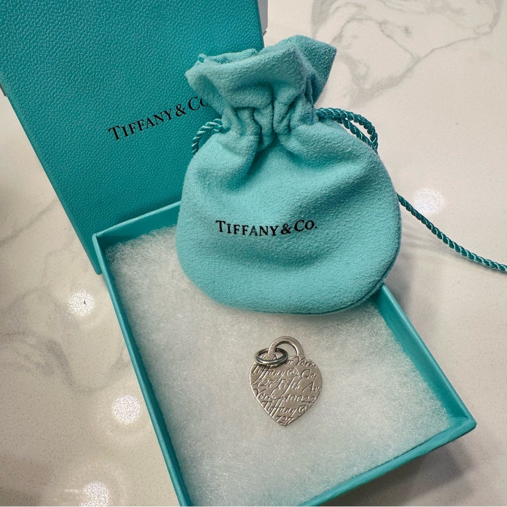 💢OFFERS WELCOME💢 Tiffany & Co Pendant